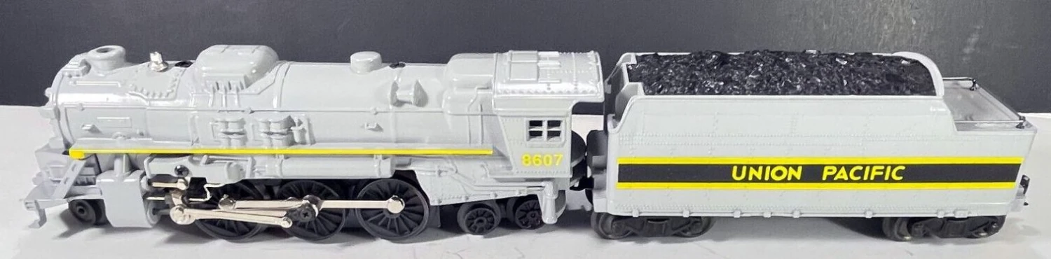Lionel 6-18607 2-6-4 Steam Locomotive Union Pacific "Greyhound" UP 8607 - NOS 1 Lionel 6-18607 2-6-4 Steam Locomotive Union Pacific "Greyhound" UP 8607 - NOS