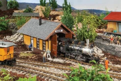 POLA 330851 G Gauge Silverton Wood Engine Shed Kit