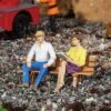 POLA 331501 G Gauge Seated Man And Women 2 Pack