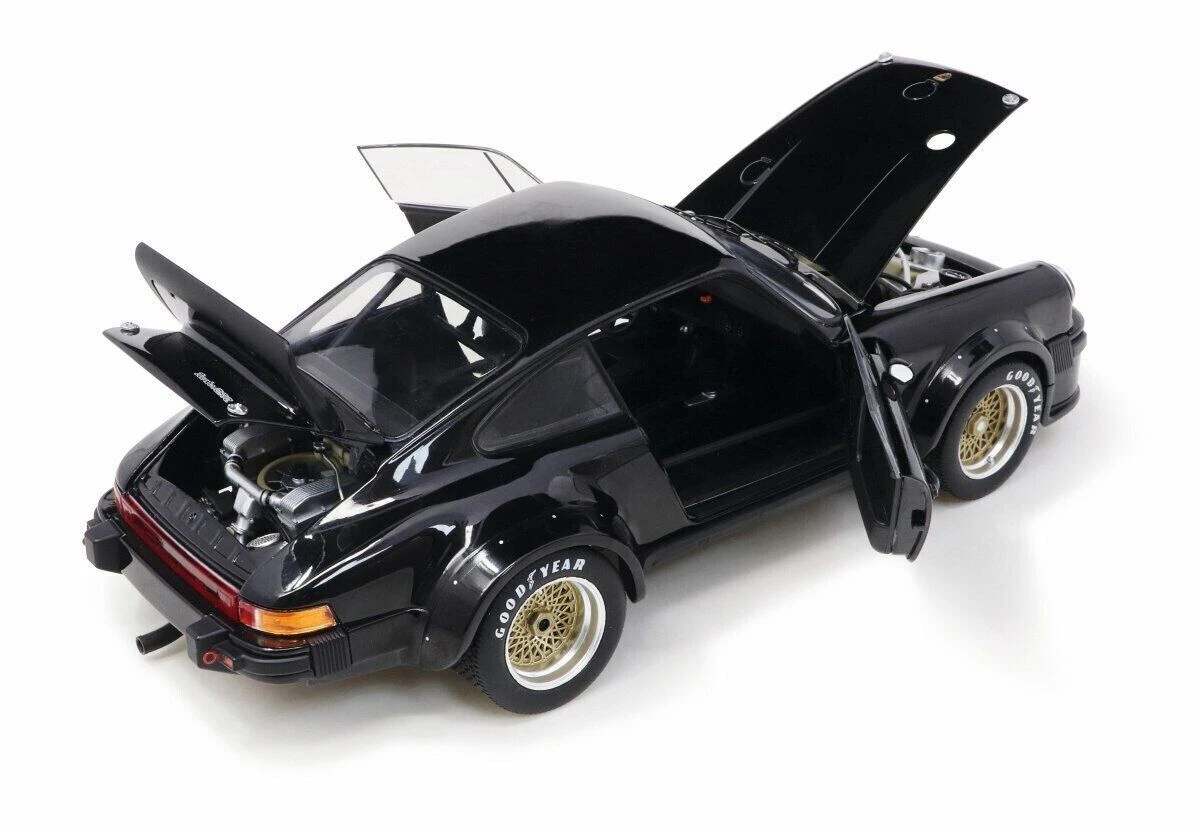Schuco 450034300 (1:18) 1976 Porsche 934 RSR Coupe - Black 2 Schuco 450034300 (1:18) 1976 Porsche 934 RSR Coupe - Black - Image 2