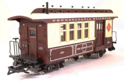 USA Trains R30202 G Gauge Combine Car Pennsylvania PRR #251 - NOS