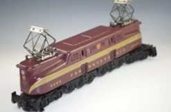 Williams GG200H O Gauge GG1 A-A Set Pennsylvania Railroad Tuscan 5 Stripe - USED