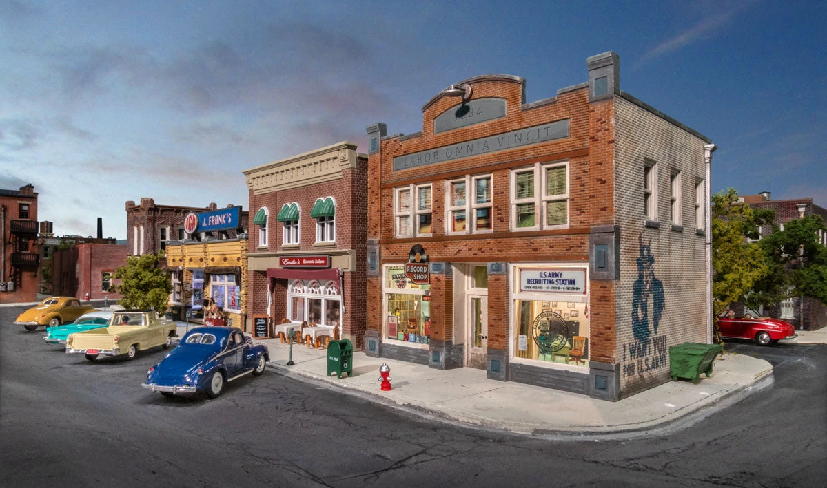 Woodland Scenics Woodland BR5067 HO Scale Built Up Structure B&R Records Amd Recruiting Office 3 Woodland Scenics Woodland BR5067 HO Scale Built Up Structure B&R Records Amd Recruiting Office - Image 3