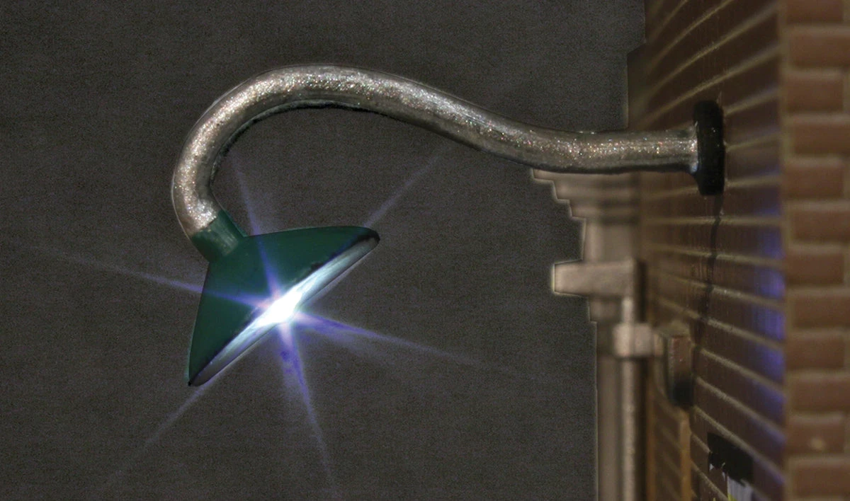 Woodland Scenics JP5662 O Scale Wall Mount Lights, Gooseneck (2-Pack) 2 Woodland Scenics JP5662 O Scale Wall Mount Lights, Gooseneck (2-Pack) - Image 2