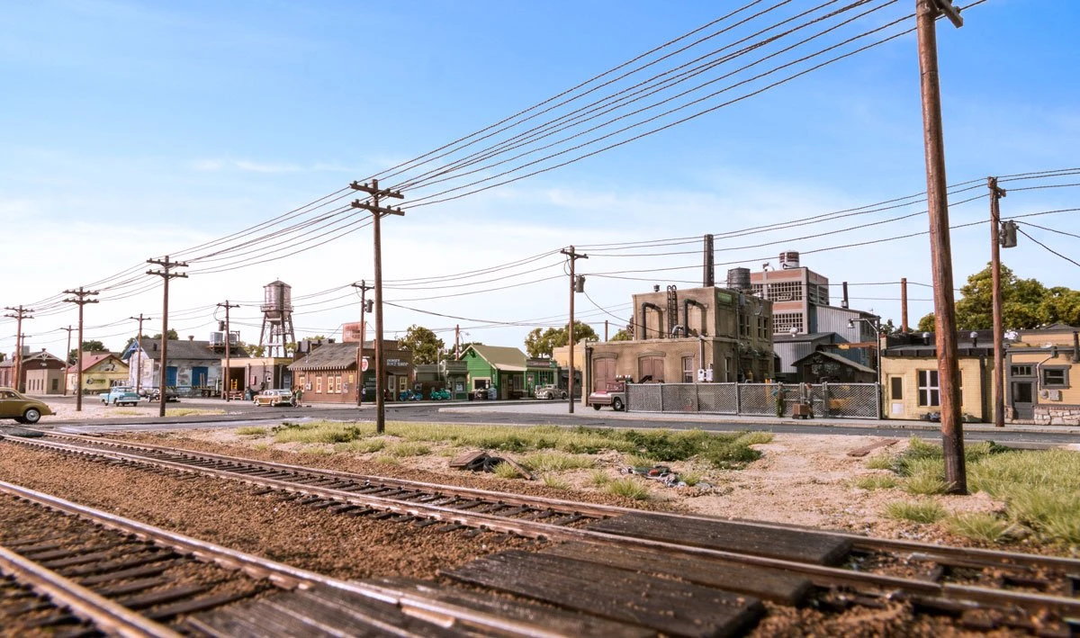 Woodland Scenics US2250 N Scale Pre-Wired Utility Poles With Single Crossbar 2 Woodland Scenics US2250 N Scale Pre-Wired Utility Poles With Single Crossbar - Image 2